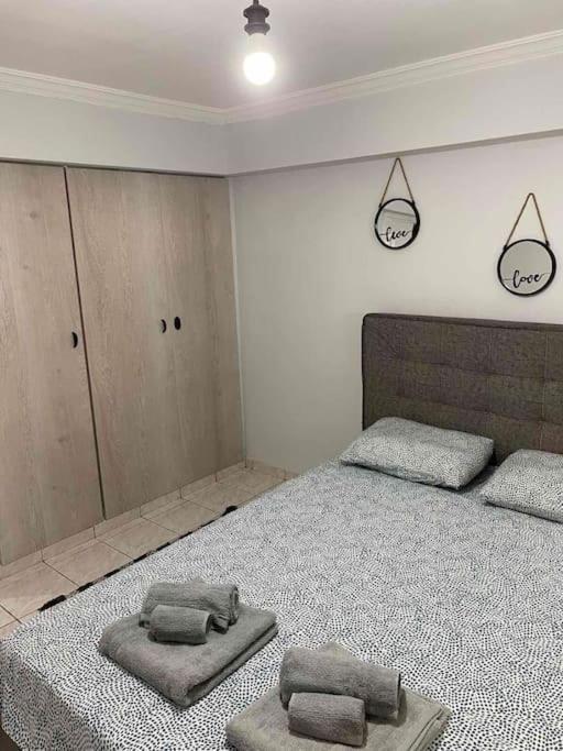 Olas 1-Bedroom Apartment Near The Center Of เอเธนส์ ภายนอก รูปภาพ