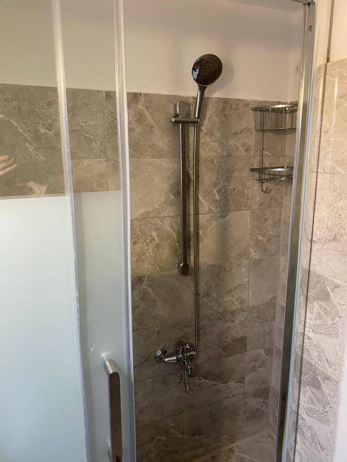Olas 1-Bedroom Apartment Near The Center Of เอเธนส์ ภายนอก รูปภาพ