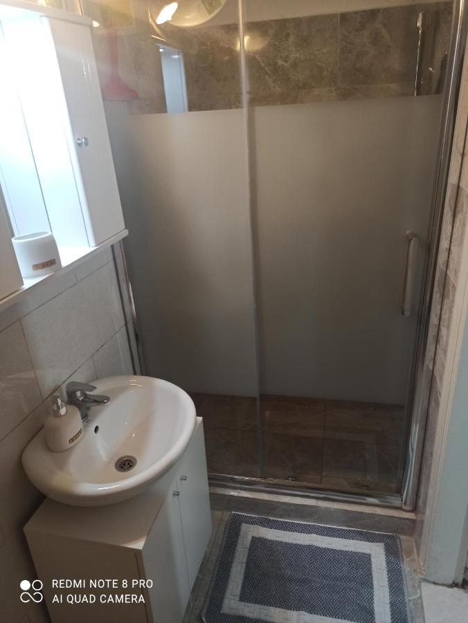 Olas 1-Bedroom Apartment Near The Center Of เอเธนส์ ภายนอก รูปภาพ